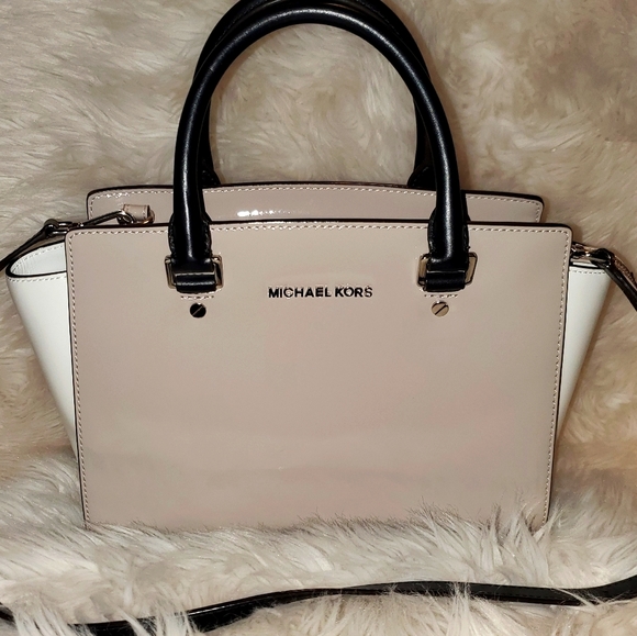 Authentic Michael Kors Handbag